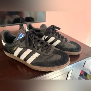 Women’s / Men’s adidas Black Samba Sneakers with White Stripes and Gum Sole